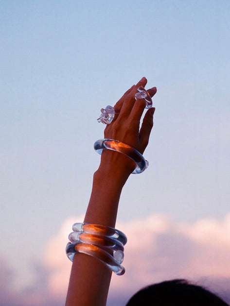 カナダ発【Corey Moranis】Thick Knot Bracelet★アートのよう Lucite Jewelry – Tagged 