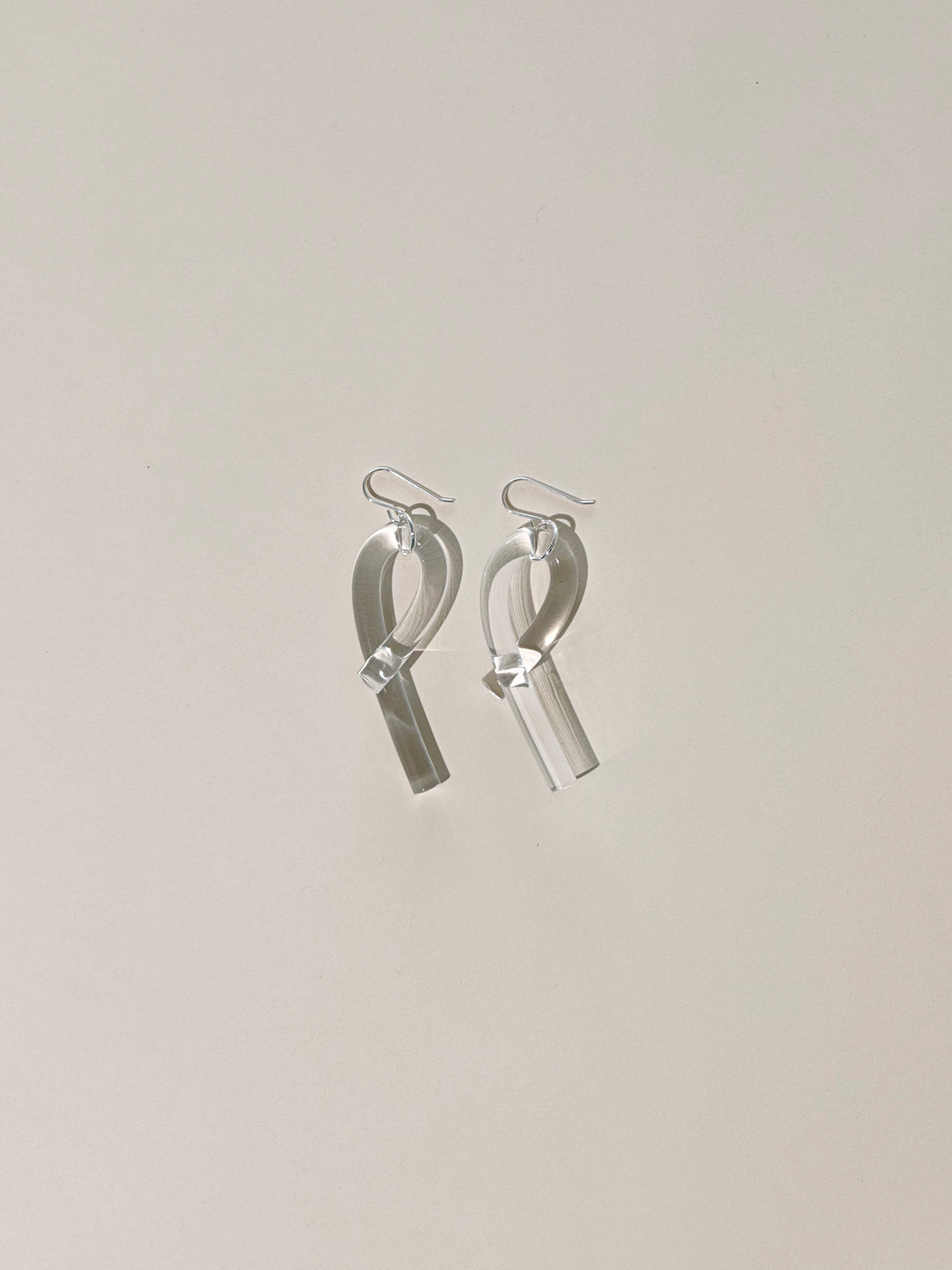 カナダ発【Corey Moranis】Knotted Loop★ルーサイトピアス カナダ発【Corey Moranis】Knotted Loop☆ルーサイトピアス