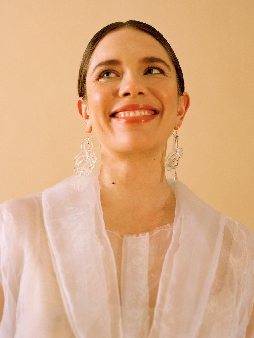 注目!クリアアクセサリー【Corey Moranis】Double Knot Earrings 注目!クリアアクセサリー【Corey Moranis】Double Knot Earrings