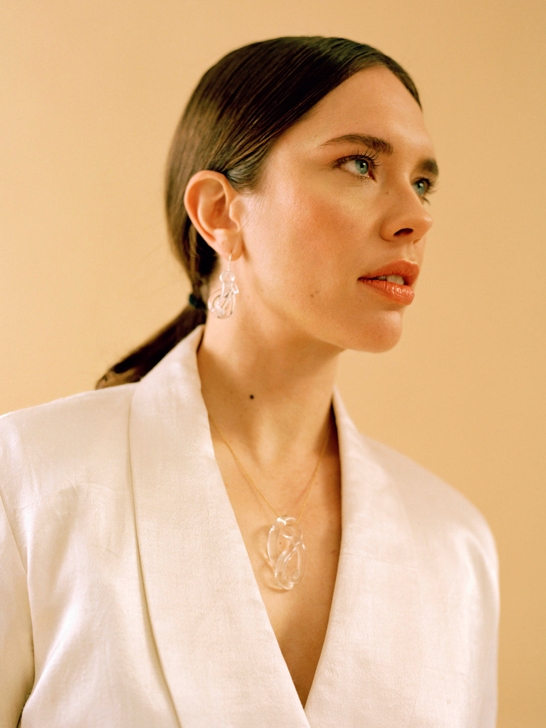注目!クリアアクセサリー【Corey Moranis】Double Knot Earrings Corey Moranis - Clear Double Knot Earrings – BONA DRAG