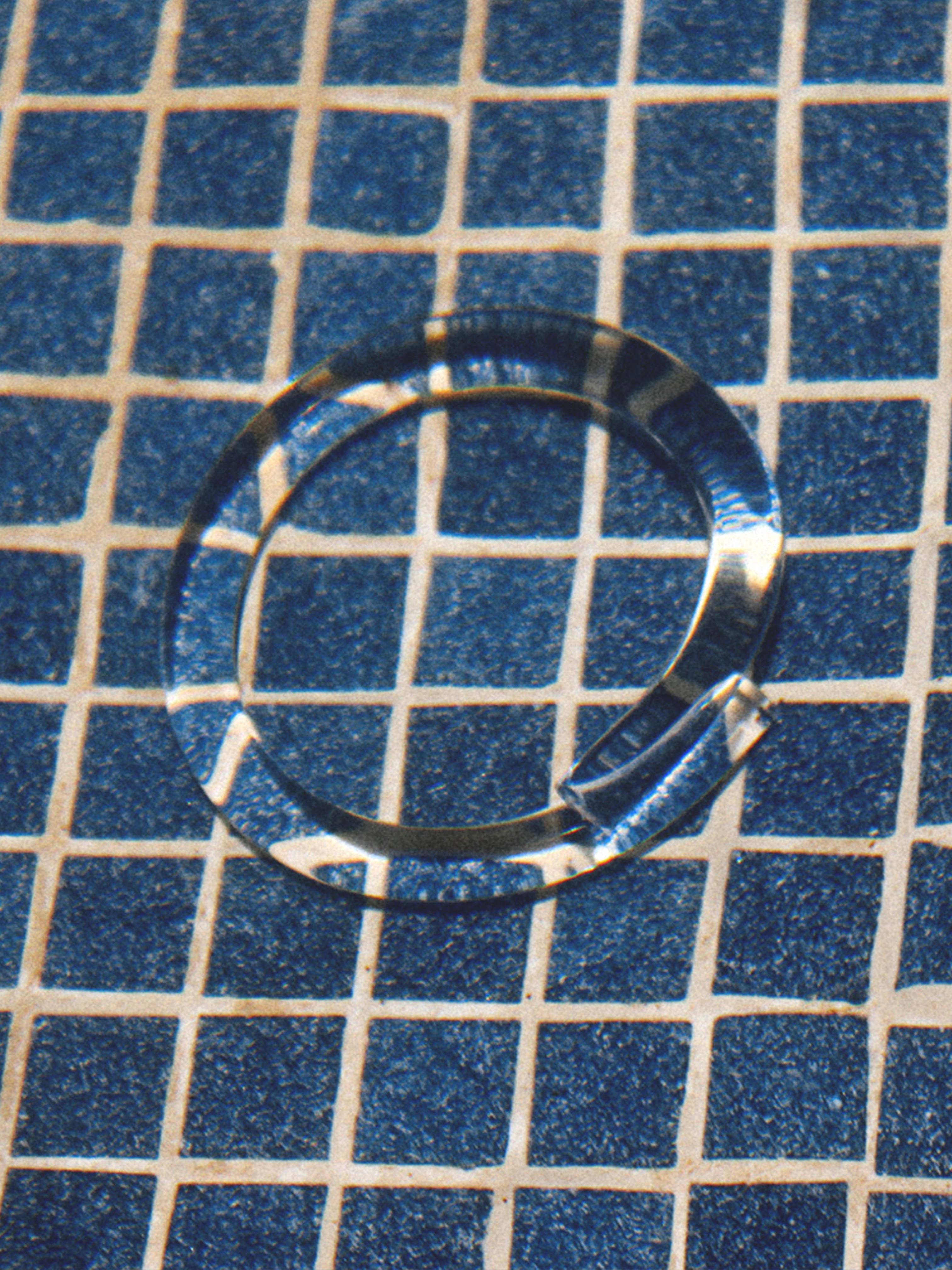 注目クリアアクセサリー【Corey Moranis】LoopBracelet カナダ発 注目クリアアクセサリー【Corey Moranis】LoopBracelet カナダ発